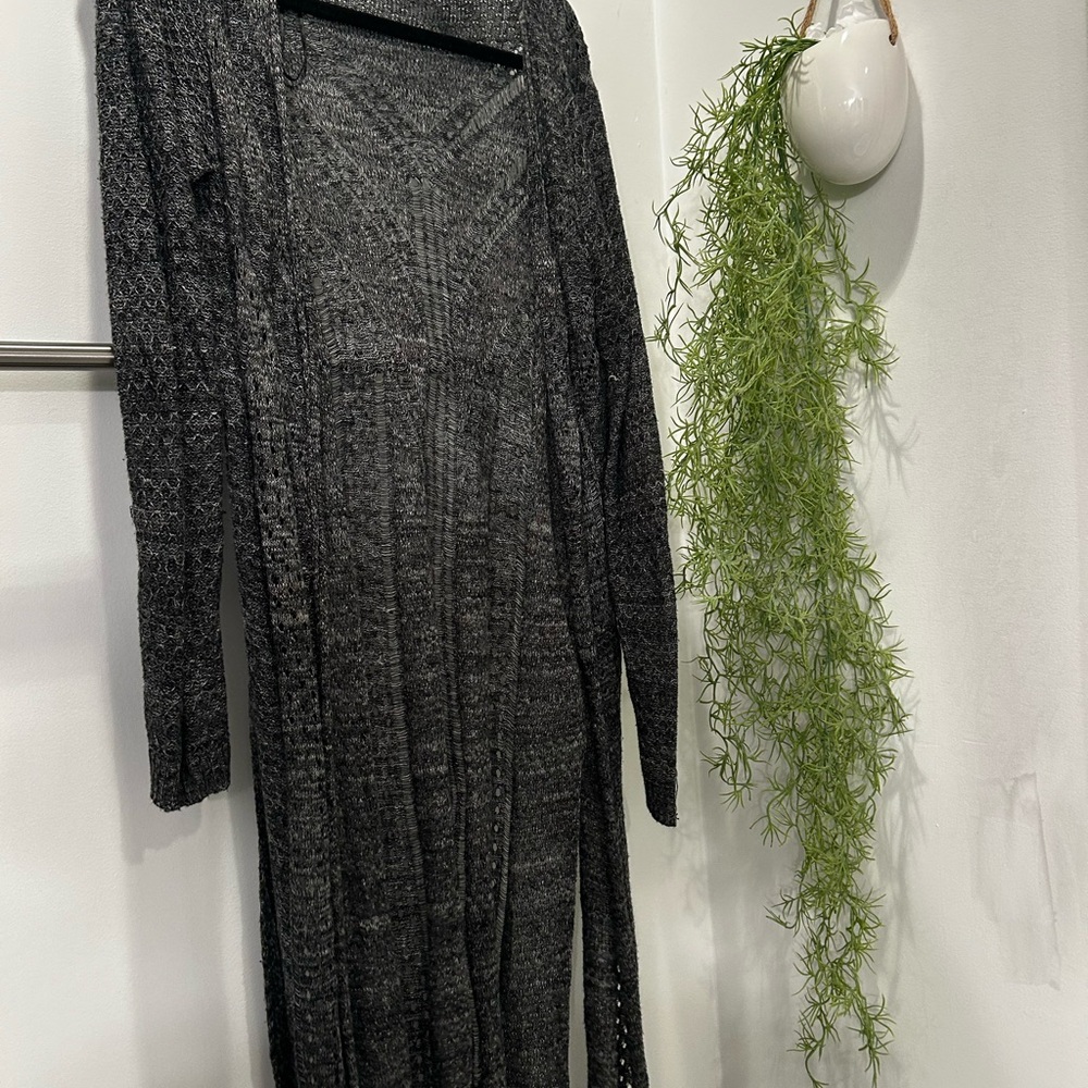 Unk Women's Gray Long Cardigan Sweater